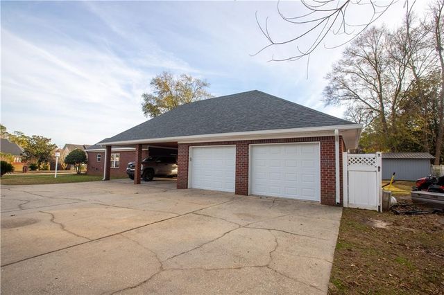 5757 Cordova Avenue, Satsuma, AL 36572