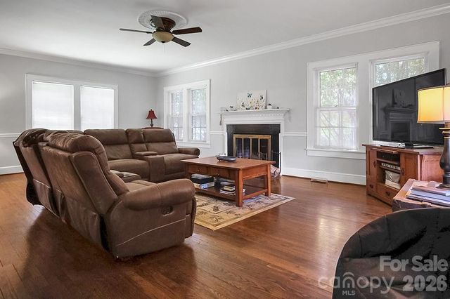 601 S Washington Street, Shelby, NC 28150
