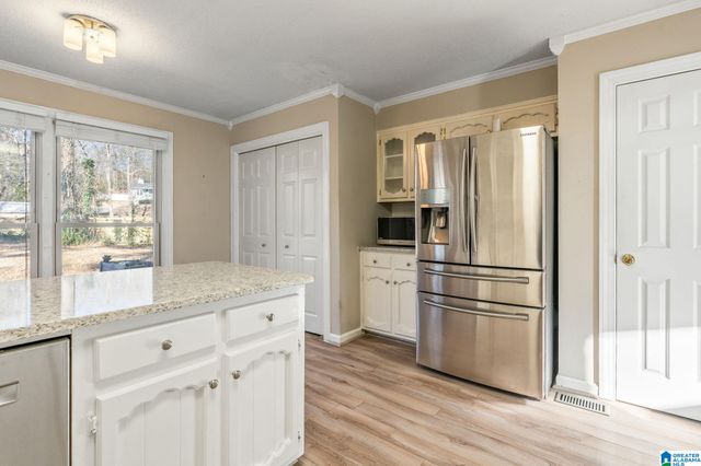 2400 DALTON DRIVE, Pelham, AL 35124