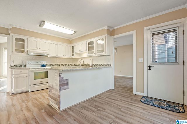 2400 DALTON DRIVE, Pelham, AL 35124