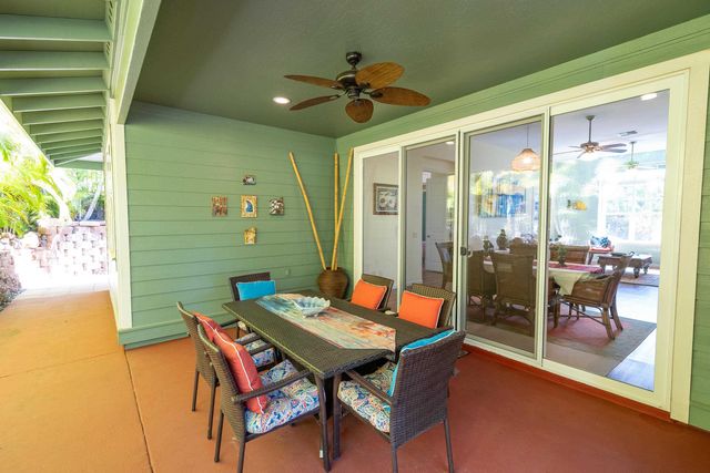 15 Laukahi St, Kihei, HI 96753