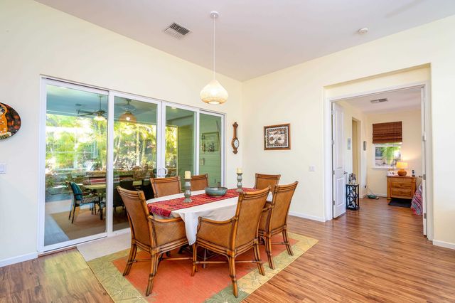 15 Laukahi St, Kihei, HI 96753