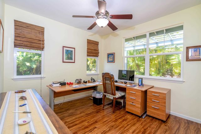 15 Laukahi St, Kihei, HI 96753