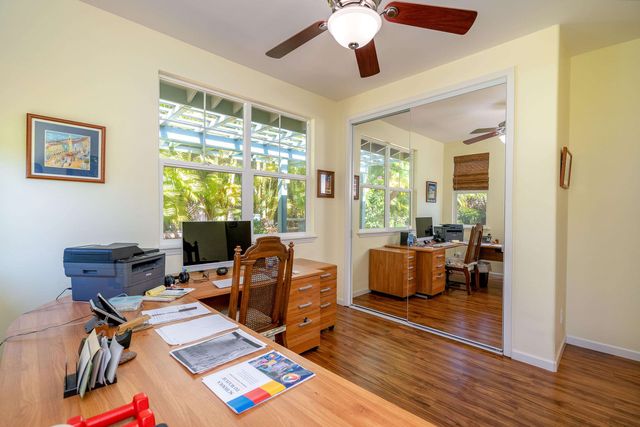 15 Laukahi St, Kihei, HI 96753