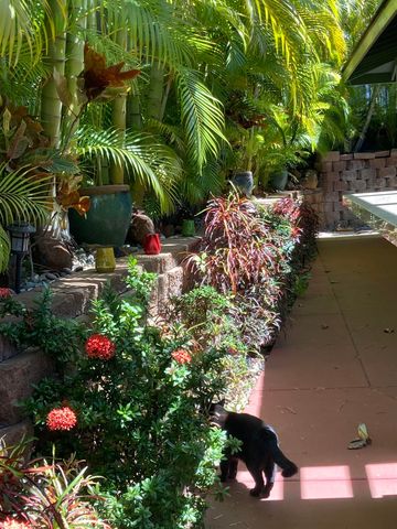 15 Laukahi St, Kihei, HI 96753