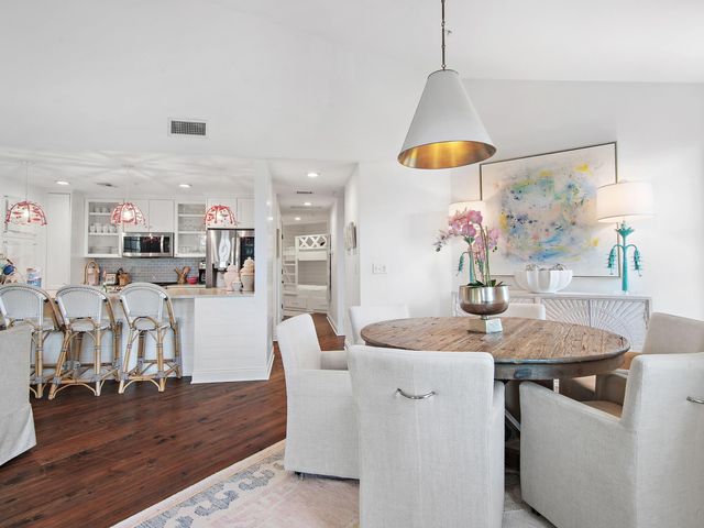 34 N Barrett Square 3D, Rosemary Beach, FL 32461
