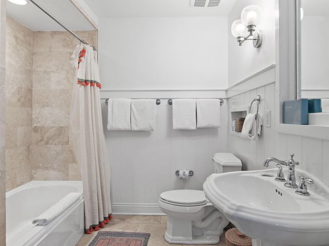 34 N Barrett Square 3D, Rosemary Beach, FL 32461