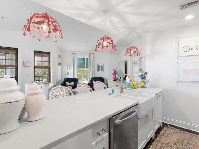 34 N Barrett Square 3D, Rosemary Beach, FL 32461