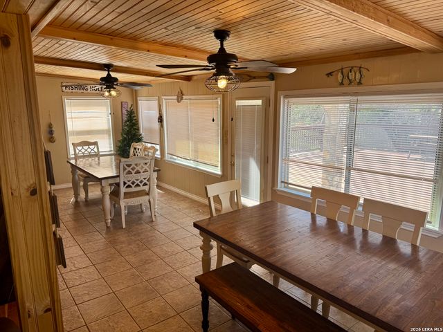 330 PRIVATE ROAD 2610, Mico, TX 78056