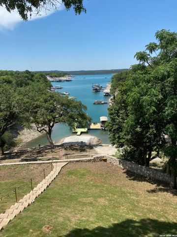 330 PRIVATE ROAD 2610, Mico, TX 78056