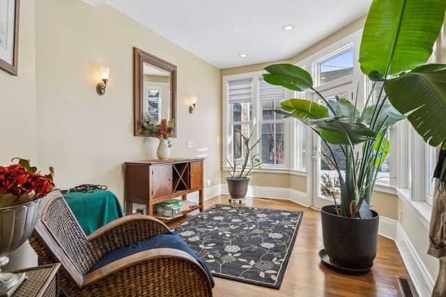 96 Virginia Street, Saint Paul, MN 55102