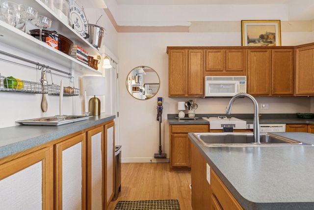 96 Virginia Street, Saint Paul, MN 55102