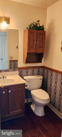 5688 ABERDEEN DR, Harrisburg, PA 17111