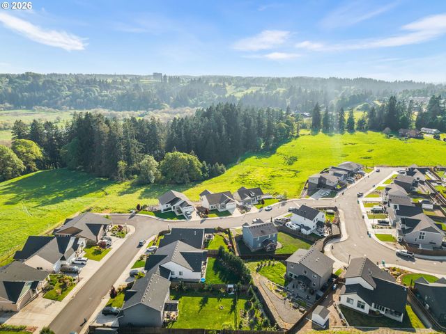 826 W GOLDEN EAGLE Dr, La Center, WA 98629