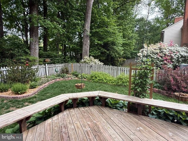 10012 WOOD SORRELS LN, Burke, VA 22015