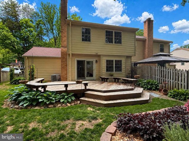 10012 WOOD SORRELS LN, Burke, VA 22015