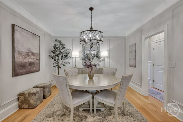 621 Tattnall Street, Savannah, GA 31401