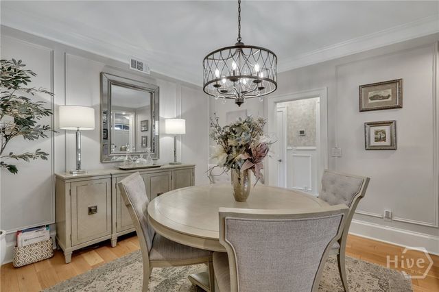 621 Tattnall Street, Savannah, GA 31401