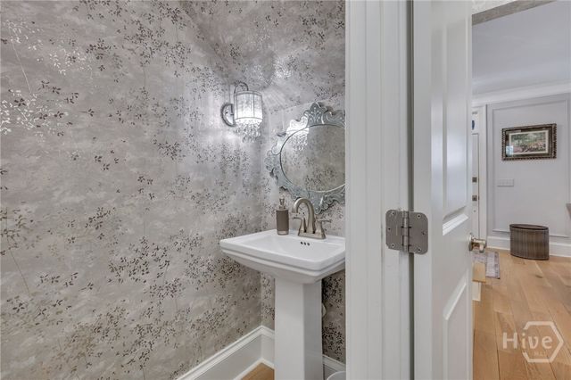 621 Tattnall Street, Savannah, GA 31401