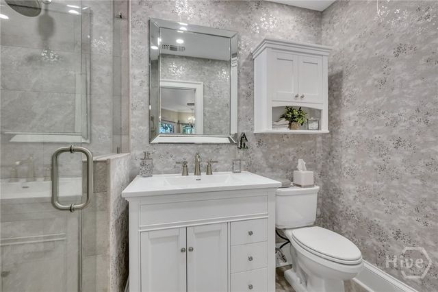 621 Tattnall Street, Savannah, GA 31401
