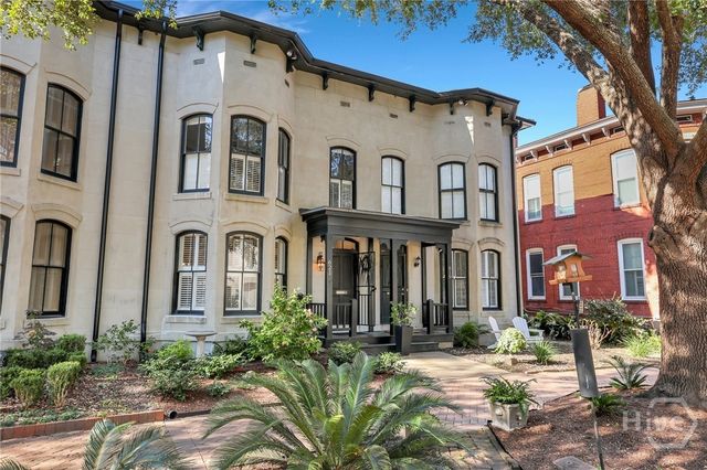 621 Tattnall Street, Savannah, GA 31401