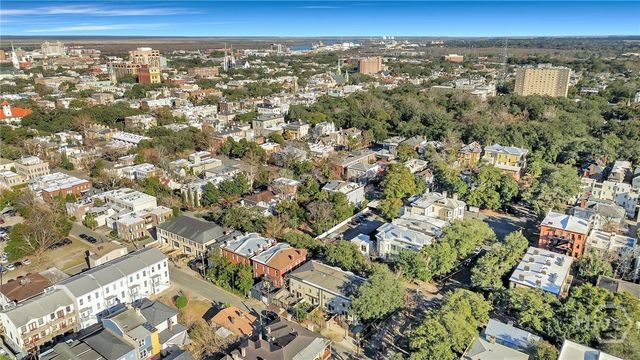 621 Tattnall Street, Savannah, GA 31401