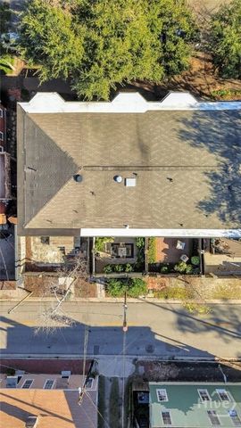 621 Tattnall Street, Savannah, GA 31401
