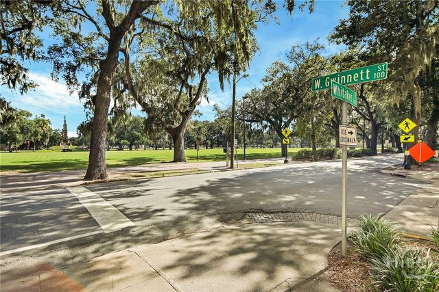 621 Tattnall Street, Savannah, GA 31401