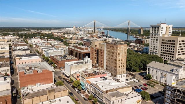 621 Tattnall Street, Savannah, GA 31401