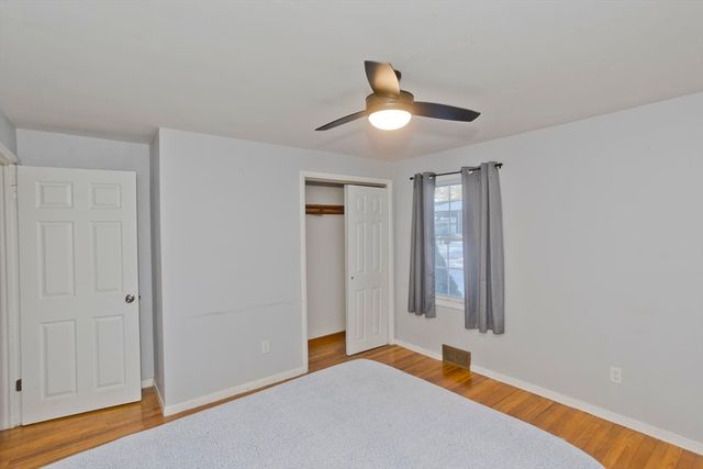 37 Middlebrook Dr, Springfield, MA 01129