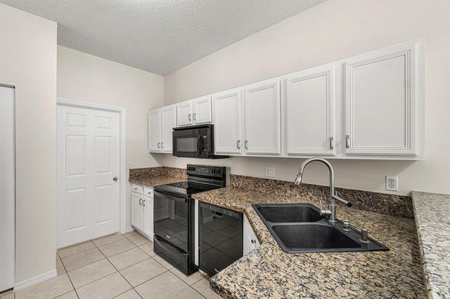 10817 Fillmore Drive, Boynton Beach, FL 33437
