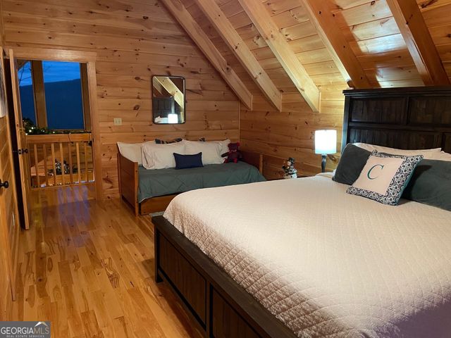 6341 W Laurel Lane, Young Harris, GA 30582