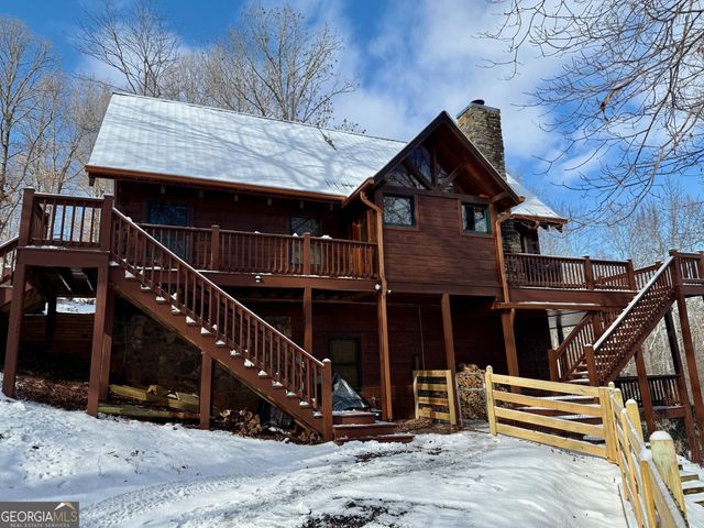 6341 W Laurel Lane, Young Harris, GA 30582