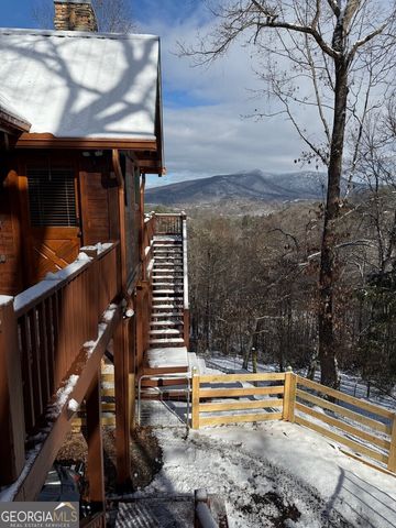 6341 W Laurel Lane, Young Harris, GA 30582