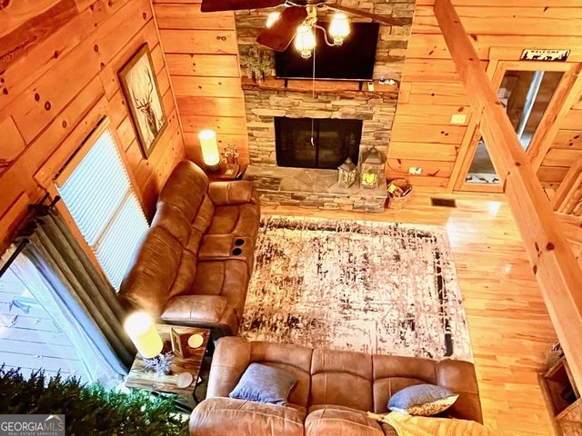 6341 W Laurel Lane, Young Harris, GA 30582