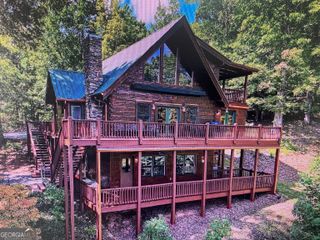 6341 W Laurel Lane, Young Harris, GA 30582