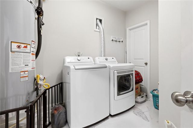 425 Retreat Ln, Canton, GA 30114