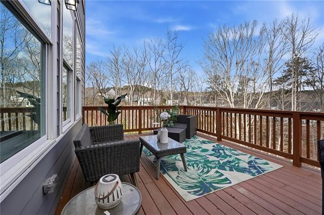 425 Retreat Ln, Canton, GA 30114