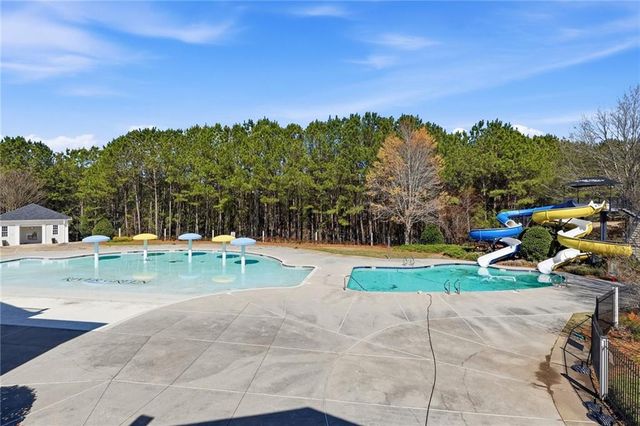 425 Retreat Ln, Canton, GA 30114
