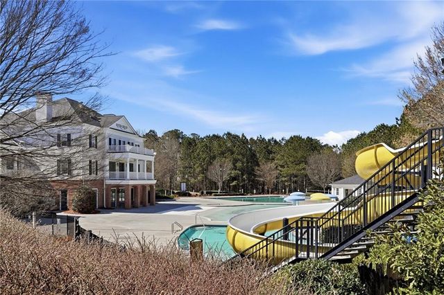 425 Retreat Ln, Canton, GA 30114