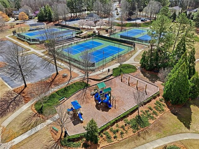 425 Retreat Ln, Canton, GA 30114