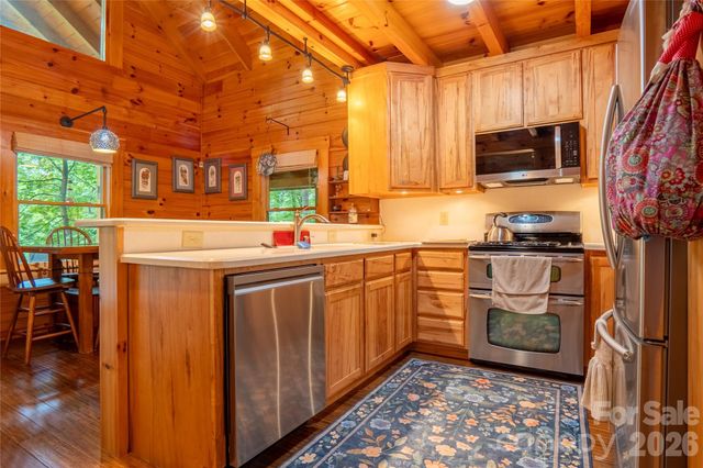 700 Howard Drive, Lake Lure, NC 28746