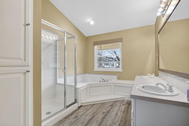 2409 N Baytree, Wichita, KS 67205