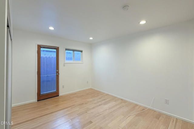 120 Bardsdale Avenue, Oxnard, CA 93035