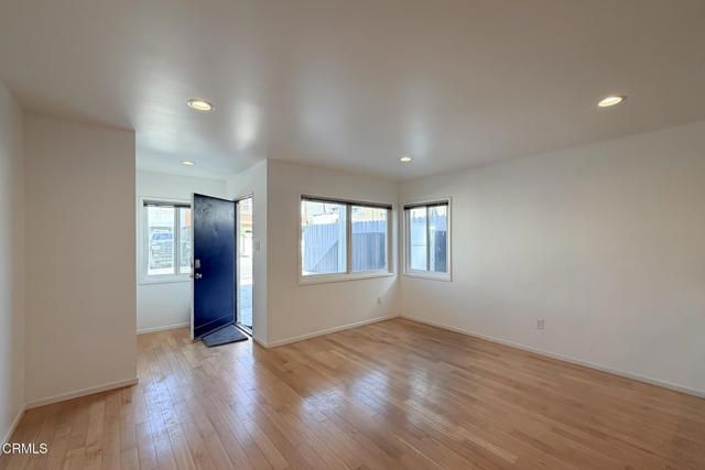 120 Bardsdale Avenue, Oxnard, CA 93035