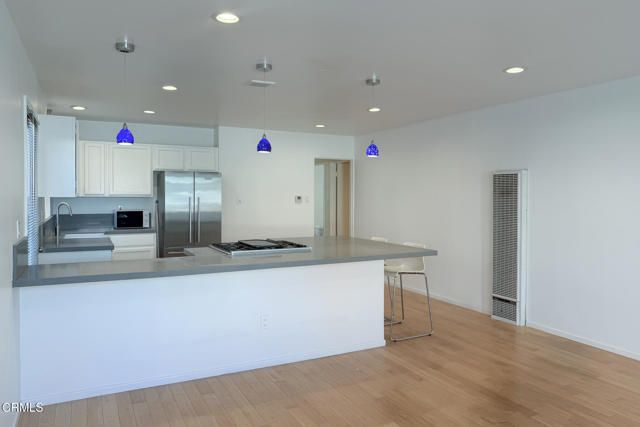 120 Bardsdale Avenue, Oxnard, CA 93035