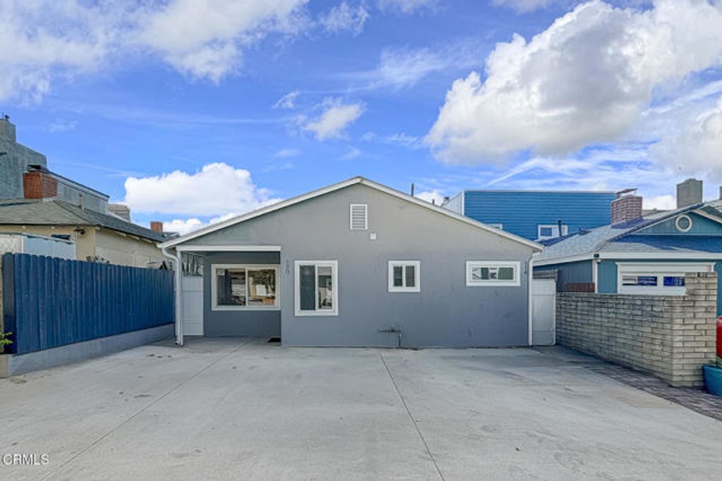 120 Bardsdale Avenue, Oxnard, CA 93035