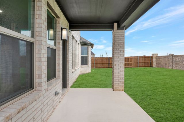 1116 Hitching Post Way, Oak Point, TX 75068