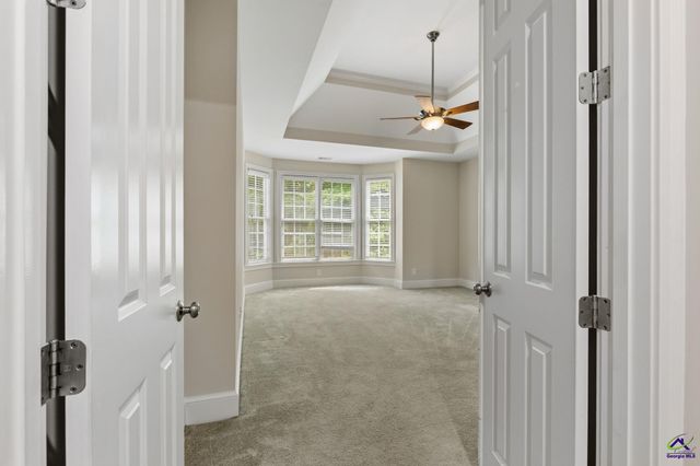 1032 SW Willowood Lane, Atlanta, GA 30331