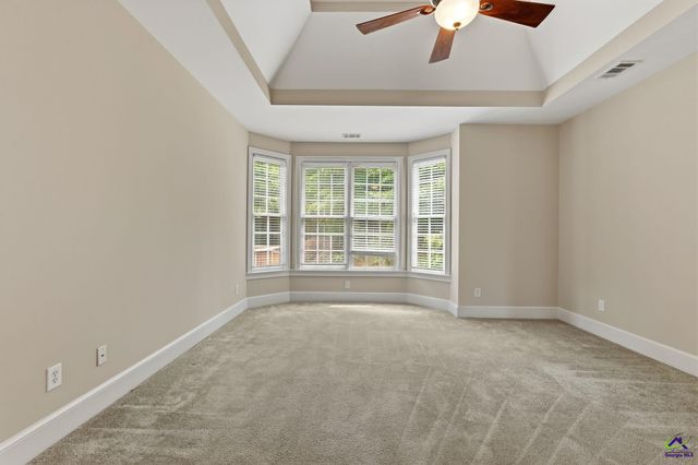 1032 SW Willowood Lane, Atlanta, GA 30331
